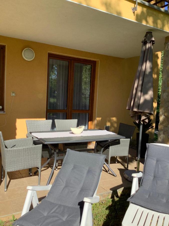 Apartman Golf Lux บุค ภายนอก รูปภาพ