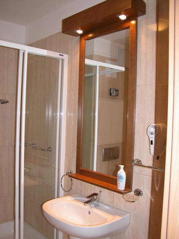 Apartman Golf Lux บุค ห้อง รูปภาพ